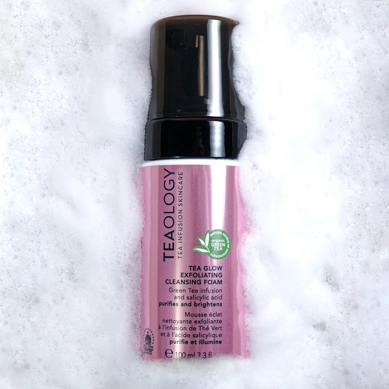 Teaology Tea Glow Exfoliating Cleansing Foam | Oczyszczająca pianka do twarzy