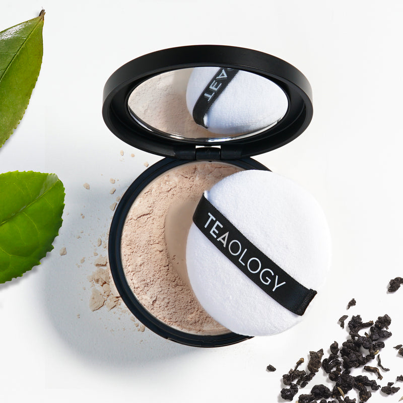 Teaology White Tea Perfecting Powder - udoskonalający puder rozświetlający